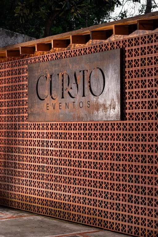 Curato